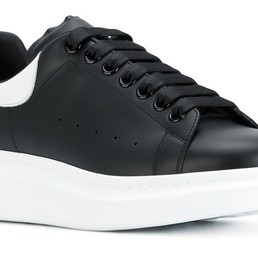 Кожаные кроссовки Alexander McQueen черные с белой пяткой
