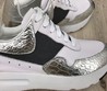 Женские кроссовки Alexander McQueen белые с серебром