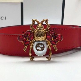 Женский ремень Gucci красный кожаный