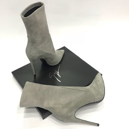 Ботильоны Giuseppe Zanotti серые на каблуке