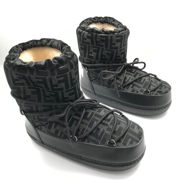 Fendi cheap moon boots