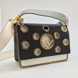 Сумка Fendi Kan I F черная с золотом