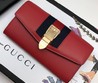 Красный кошелек Gucci