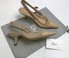 Бежевые туфли Christian Dior