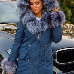 Парка с мехом чернобурки