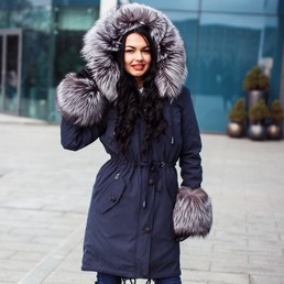 Парка с мехом чернобурки