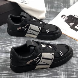 Мужские кеды Valentino Garavani Rockstud