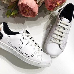 Женские кеды Valentino Garavani Rockstud