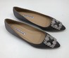 Женские атласные балетки Manolo Blahnik Hangisiflat серые