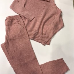 Костюм Loro Piana розовый