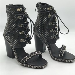 Босоножки Balmain черные на каблуке