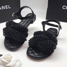 Женские сандалии Chanel черные