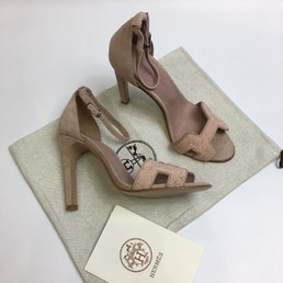Босоножки на каблуке Hermes пудра