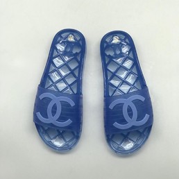 Шлепки голубые Chanel