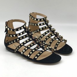 Кожаные черные босоножки Valentino Garavani Rockstud