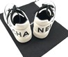 Белые кожаные кроссовки Chanel женские