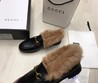 Женские кожаные лоферы Gucci черные