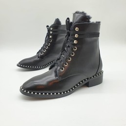 Женские зимние ботинки Stuart Weitzman черные
