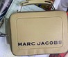 Женская кожаная сумка Marc Jacobs бежевая