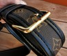 Женская кожаная поясная сумка Louis Vuitton черная