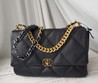 Женская кожаная сумочка Chanel черная 30х20