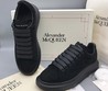 Мужские замшевые кроссовки Alexander McQueen черные