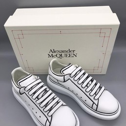 Мужские кроссовки кожаные Alexander McQueen белые