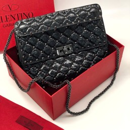 Женская сумка Valentino Rockstud Spike черная 23Х15