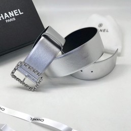 Женский ремень Chanel серебристый бляшка-квадрат