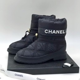 Зимние ботинки Chanel тканевые черные