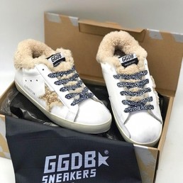 Кеды Golden Goose белые с бежевым мехом