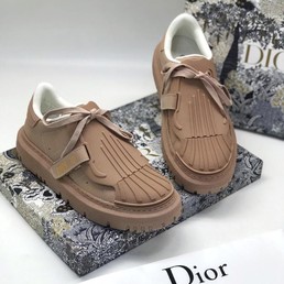 Женские лоферы Christian Dior бежевые на шнурках