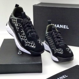 Женские кроссовки Chanel черные замшевые