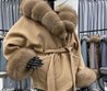 Коричневое пальто с мехом финского песца