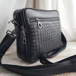 Мужская сумка Bottega Veneta черная 30х27