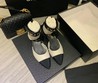 Женские туфли Chanel белые с черным носом
