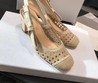 Женские туфли Christian Dior 2021 светло-бежевые с открытой пяткой