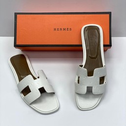 Женские шлепки Hermes белые