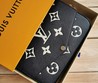 Женская сумка-клатч Louis Vuitton черная с орнаментом LV 21х12.5