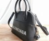 Женская кожаная сумка Balenciaga черная 28x22