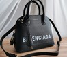 Женская кожаная сумка Balenciaga черная 28x22