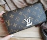 Кошелек кожаный Louis Vuitton коричневый с орнаментом LV 19х10,5