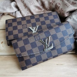 Кошелек кожаный Louis Vuitton коричневый 19х10,5